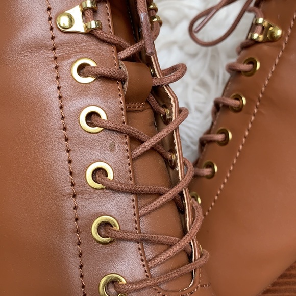 Guess “Zoey” Ankle Booties - Picture 3 of 14